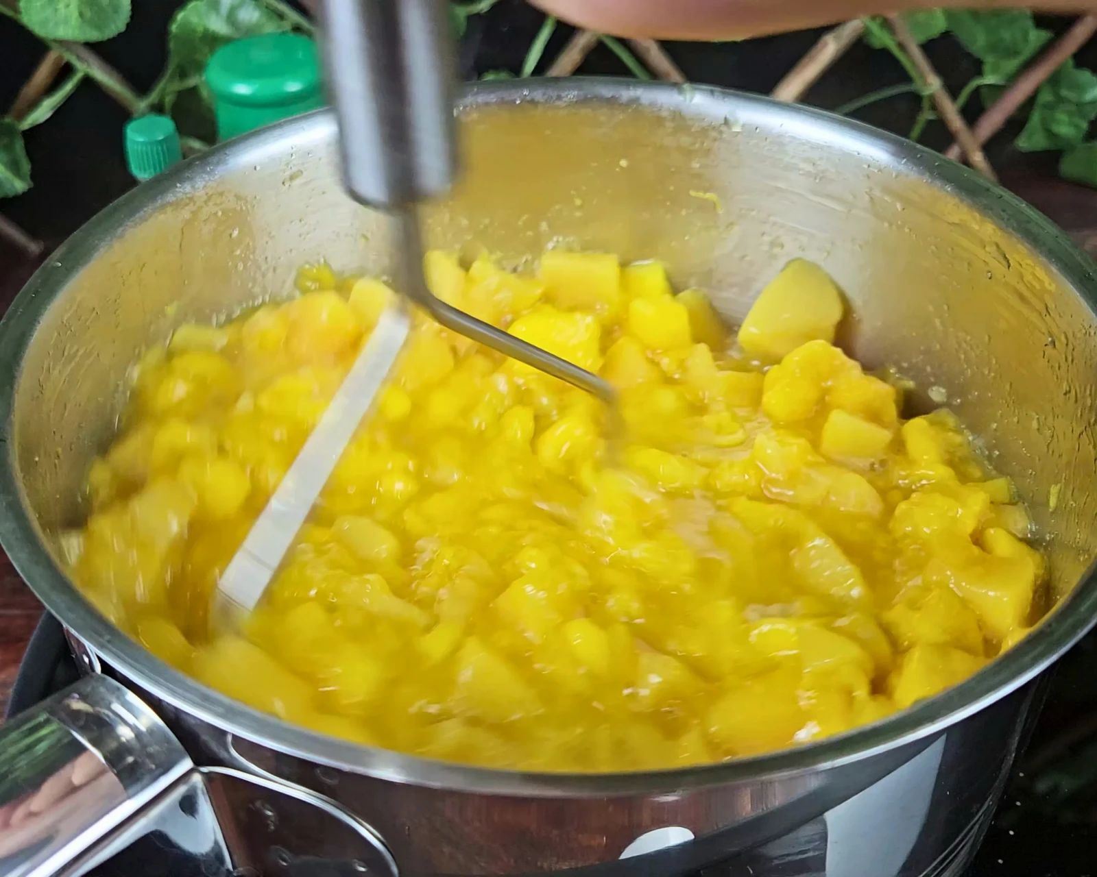 Peach Mango Pie process photo 4