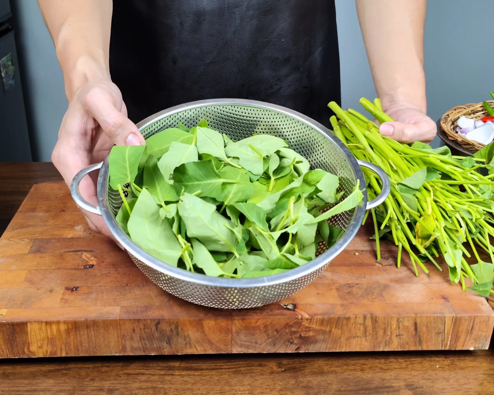 Pork Sinigang sa Gabi process photo 4